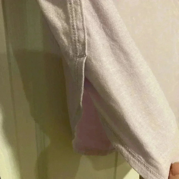 Under Armour Girl’s Longsleeve Hooded T-Shirt Top Purple Blouse Sz. Youth M - Picture 5 of 6